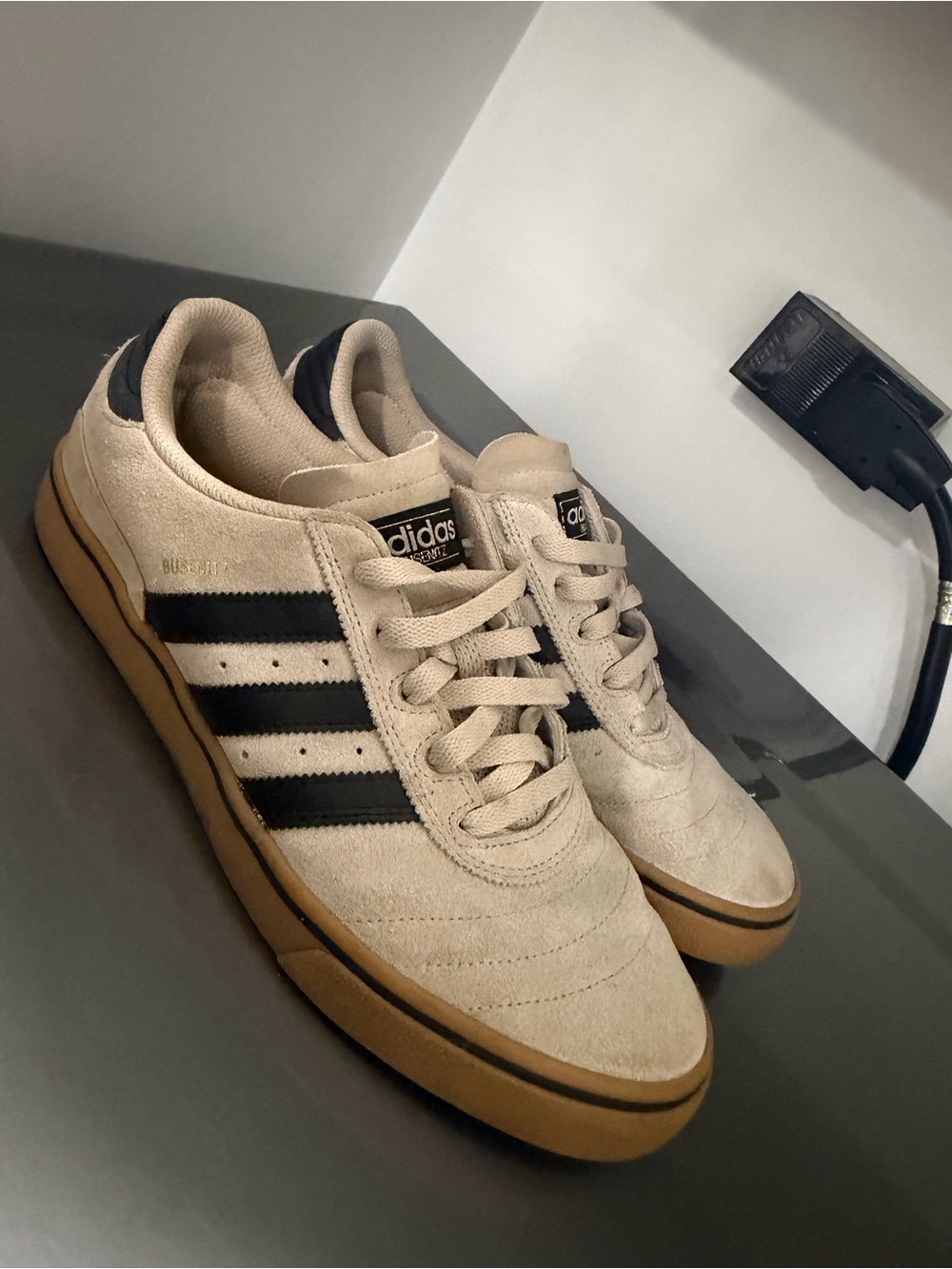 Adidas busenitz
